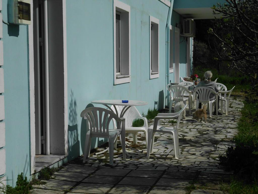 Ferienwohnung Tom'S House Skriperon Exterior foto